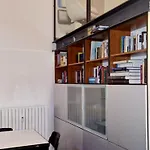 Apartman The Book Nook - Nei Pressi Della Stazione Di P.nuova *