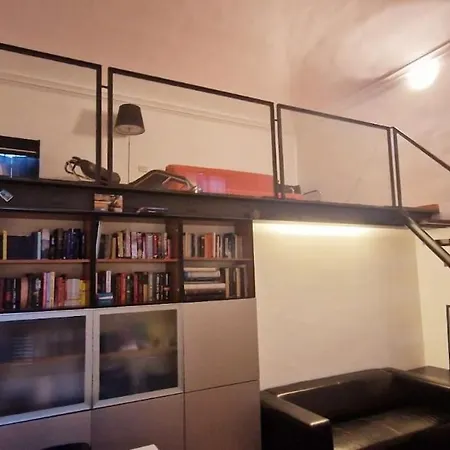 The Book Nook - Nei Pressi Della Stazione Di P.nuova Apartman