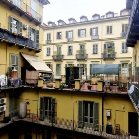 Apartmán The Book Nook - Nei Pressi Della Stazione Di P.nuova