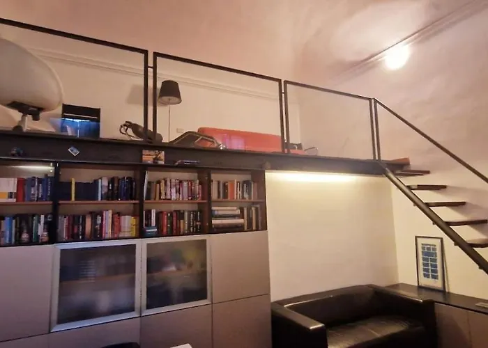 The Book Nook - Nei Pressi Della Stazione Di P.nuova Appartement