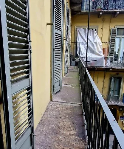 The Book Nook - Nei Pressi Della Stazione Di P.nuova * Turijn