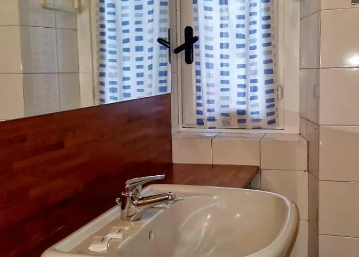 The Book Nook - Nei Pressi Della Stazione Di P.nuova