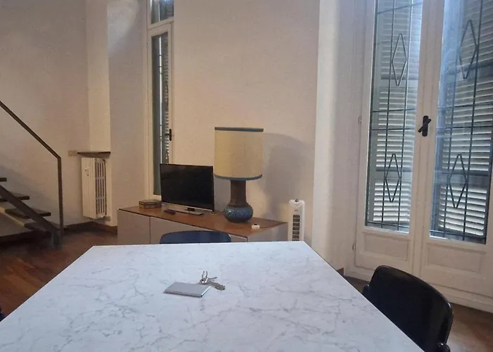 The Book Nook - Nei Pressi Della Stazione Di P.nuova Appartement