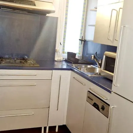 The Book Nook - Nei Pressi Della Stazione Di P.nuova Apartment *